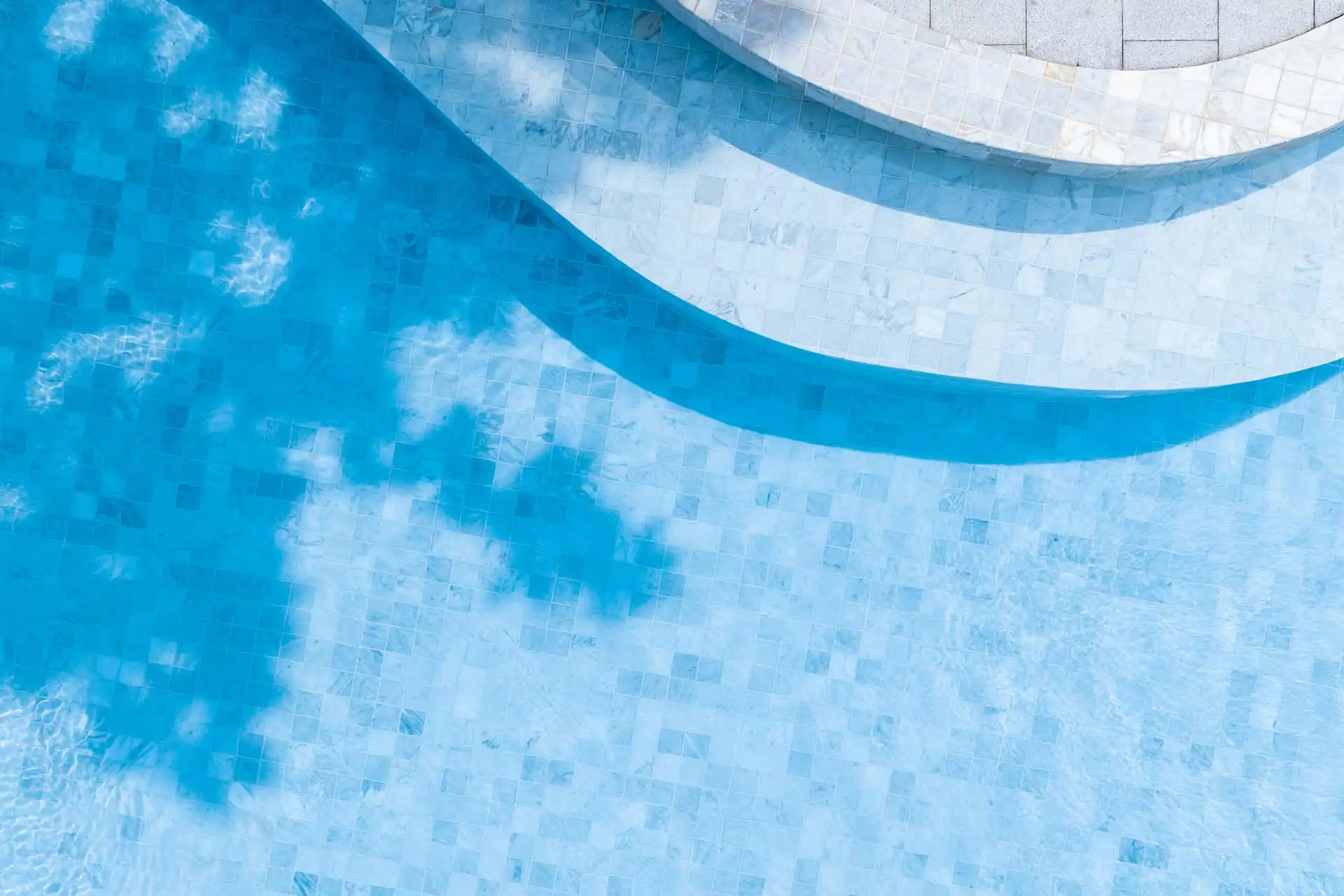 Lámina armada para piscinas - Saneamiento del interior de la piscina